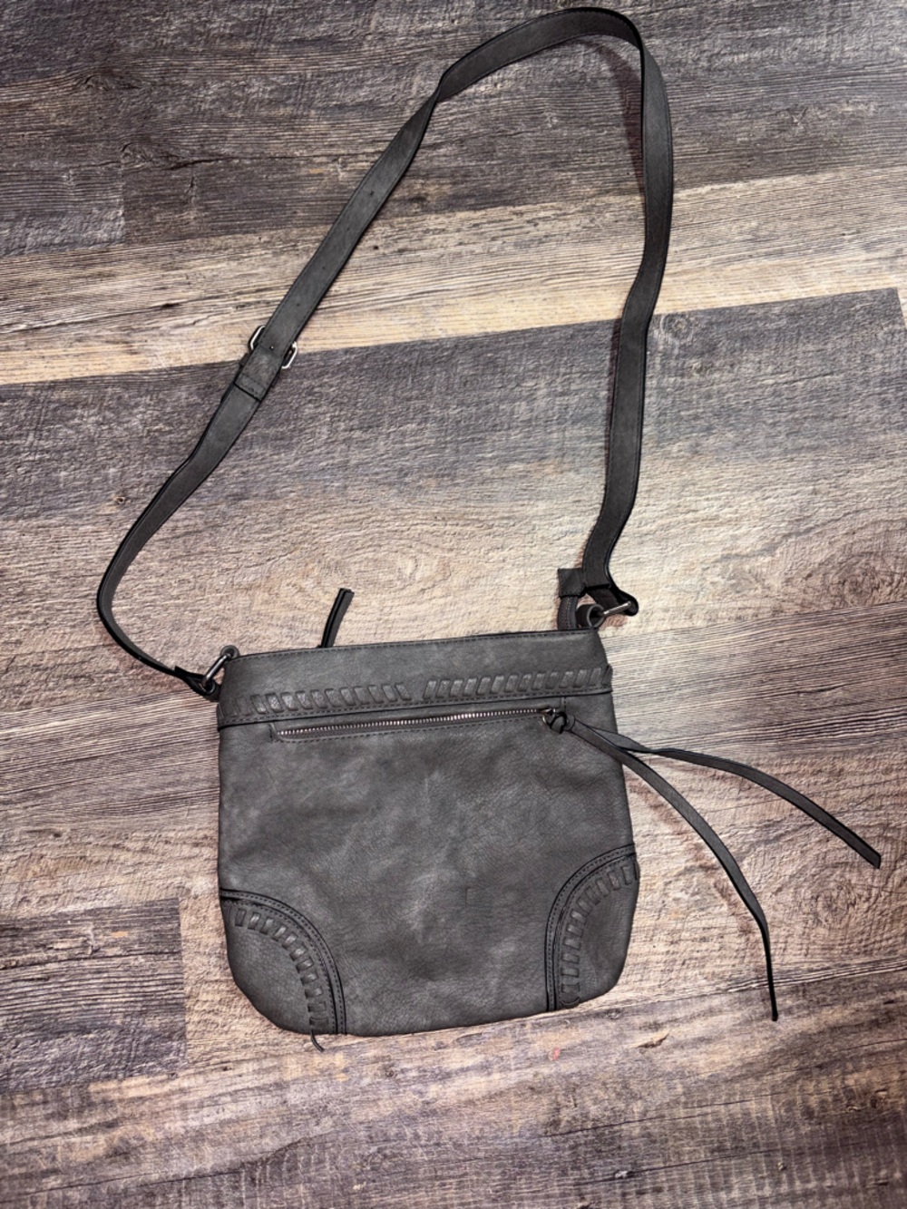 Classic Black Crossbody Women Bag - Sleek Everyday Style